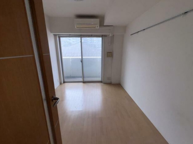 居室・リビング　6帖のお部屋です。