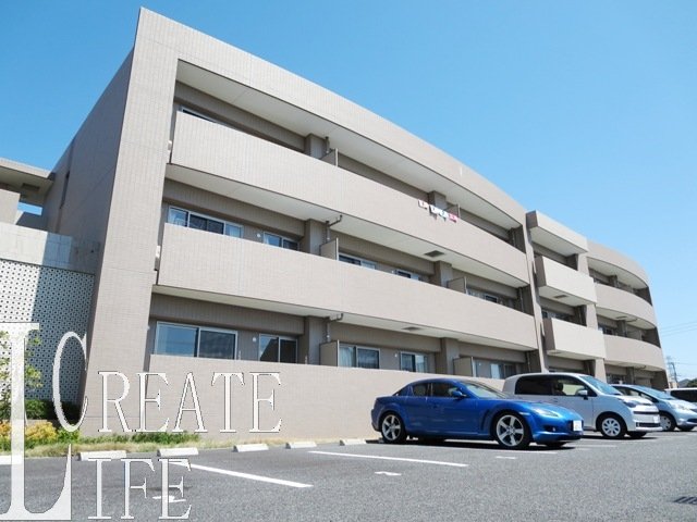 建物外観　南向きで日当たり良好です。