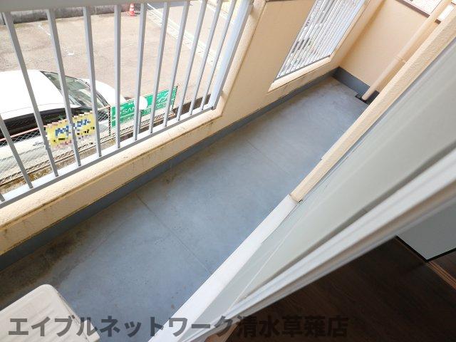 【静岡市清水区草薙のマンションのバルコニー】