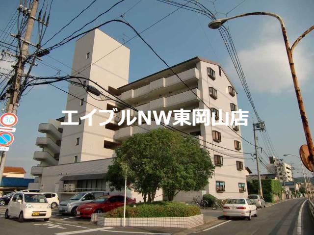 【赤田ハイツの建物外観】