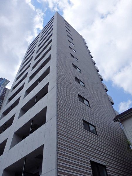 渋谷区富ヶ谷のマンションの建物外観
