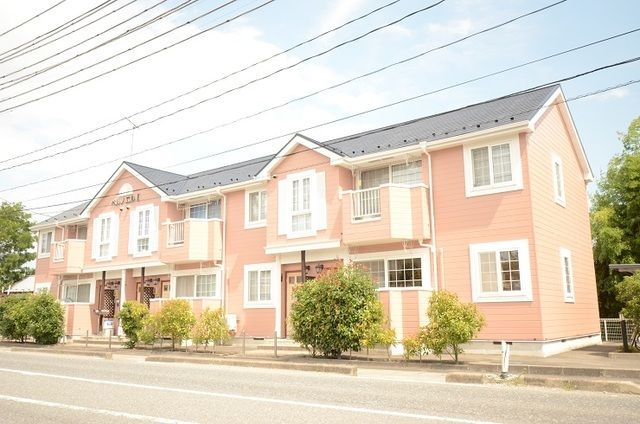 大崎市古川大幡のアパートの建物外観