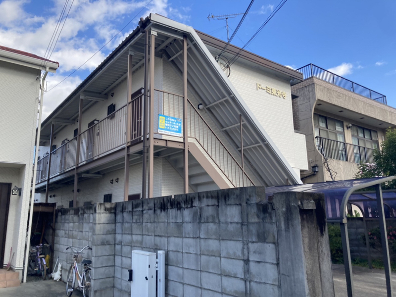 【ドーミ東光寺の建物外観】