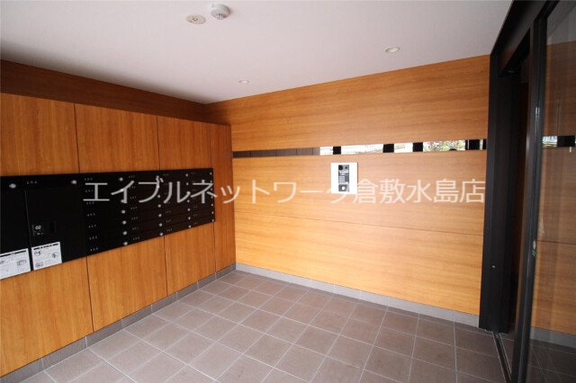 エントランス　建物外観