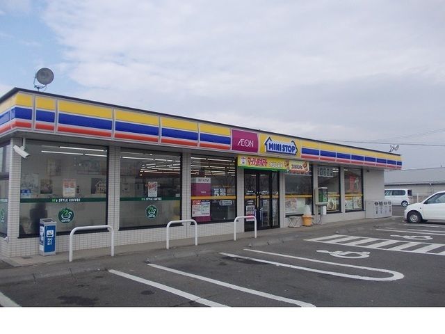 コンビニ　ミニストップ福島西インター店（コンビニ）まで800m