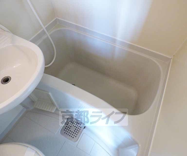 バス・シャワールーム　お風呂です。