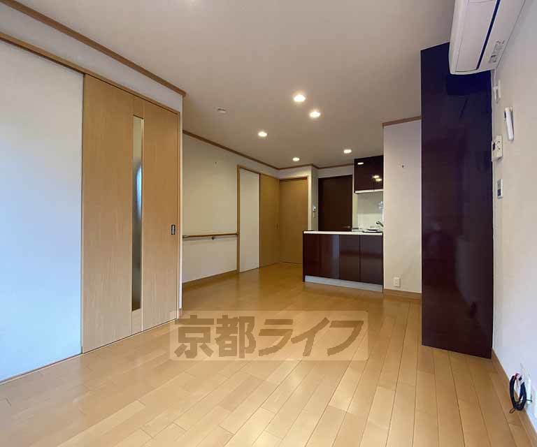 居室・リビング　自然豊かなエリアの東南角地の戸建てです。ペアガラスで断...