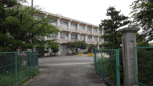 小学校　岡崎市立矢作北小学校（小学校）まで1101m