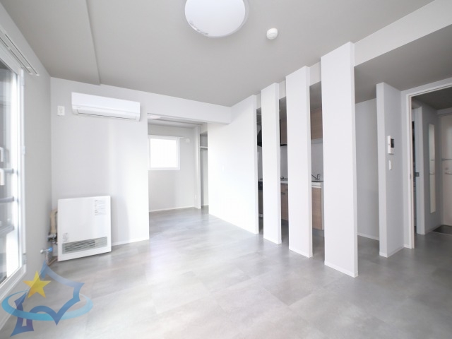 CG HOMES南5条の居間写真