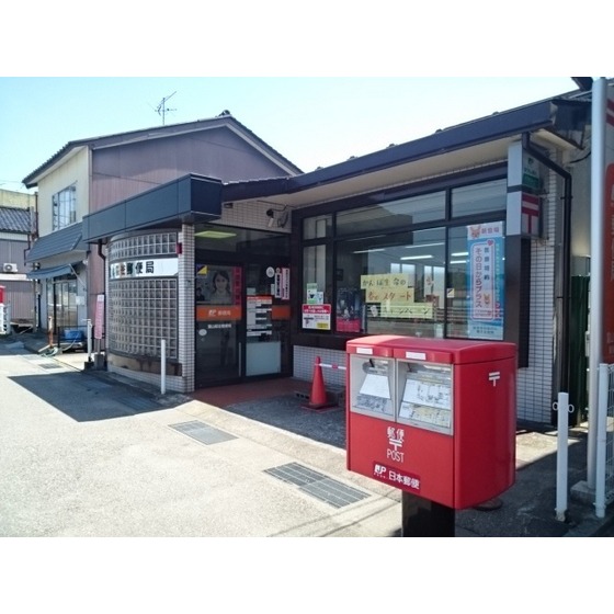 郵便局　富山桜谷郵便局（郵便局）まで453m
