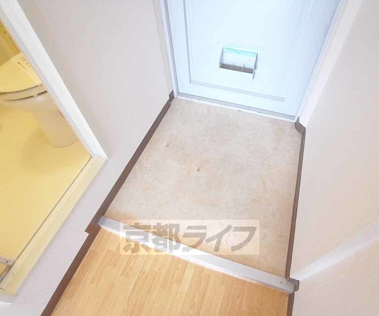 玄関　すっきりとした玄関です。