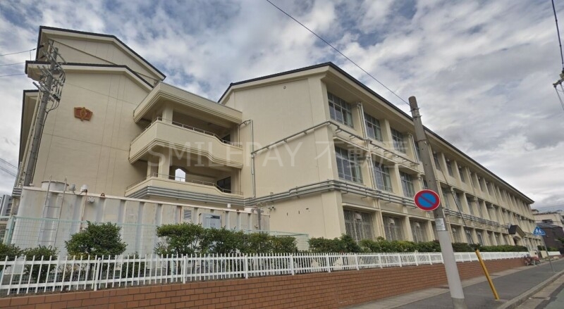 中学校　神戸市立兵庫中学校（中学校）まで619m