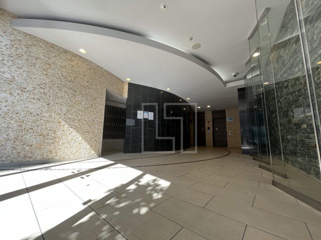 エントランス　AFFLUENCE難波　エントランス