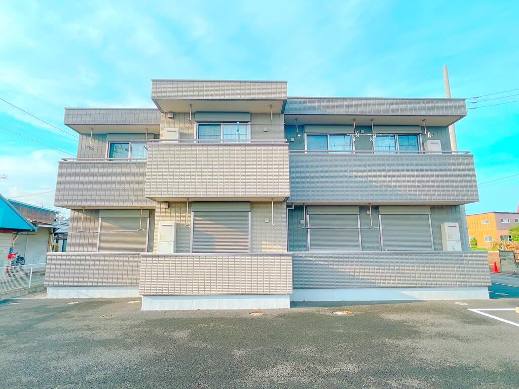 建物外観　現地集合ご案内可能です♪