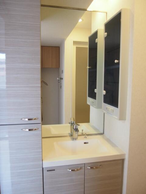 洗面設備　独立洗面台