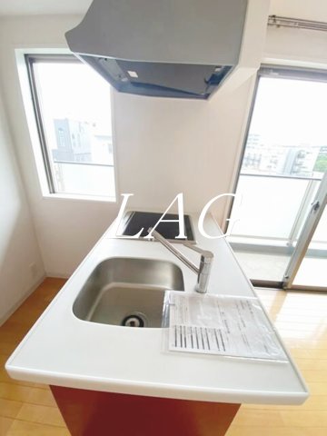 キッチン　キッチンです。