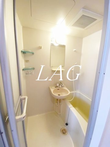 バス・シャワールーム　お風呂です。