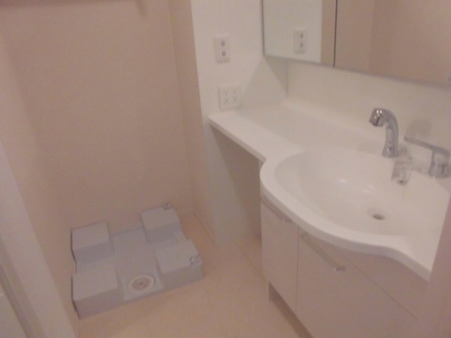 洗面設備　洗面室