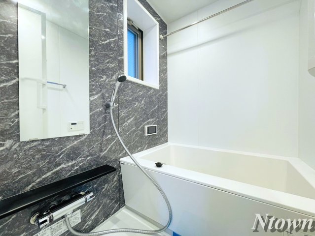 バス・シャワールーム　お風呂です