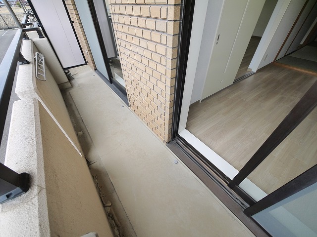 バルコニー　お洗濯にも便利なバルコニー付き