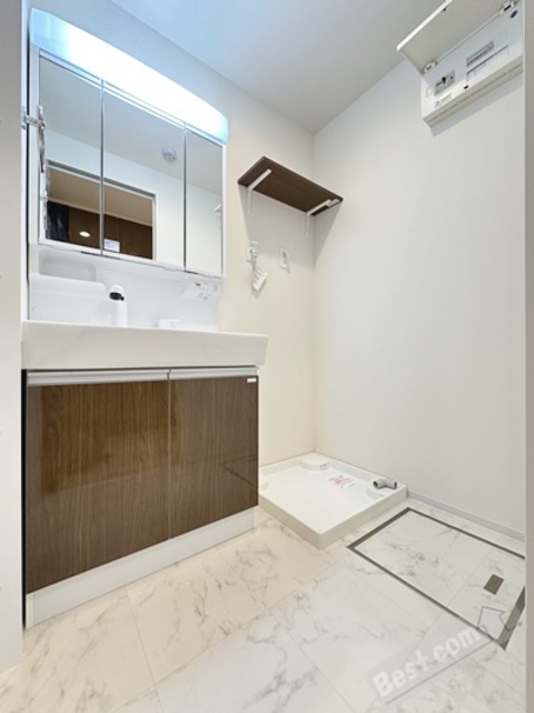 洗面設備　同施工会社の同仕様です。