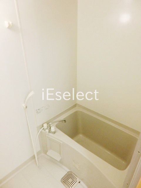 バス・シャワールーム　お風呂はこちらです。