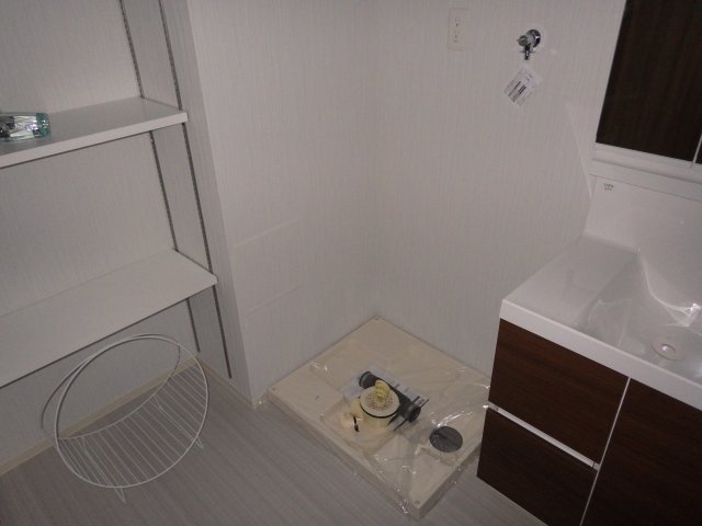 その他　【郵便局】名古屋代官郵便局まで235m