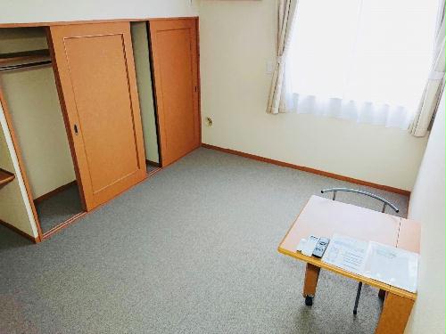 居室・リビング　2Fじゅうたん