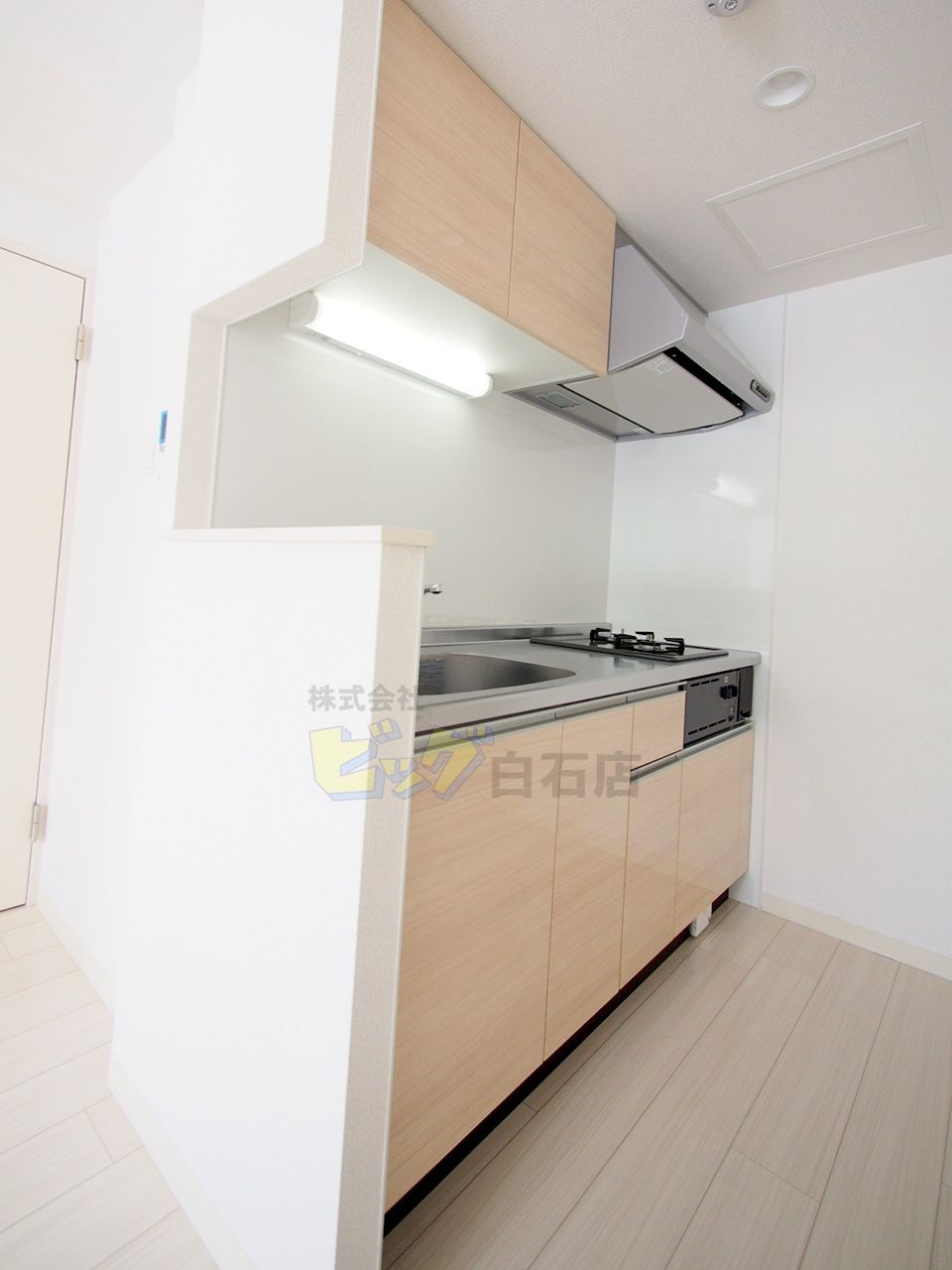 キッチン　人気の独立式システムキッチンです♪