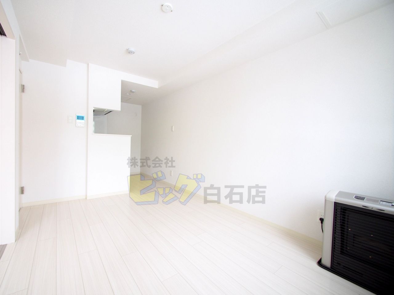 その他設備　経済的で暖かい灯油ストーブ付きです♪