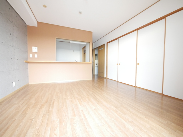 居室・リビング　★広々とした明るいリビングです★