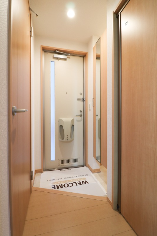 玄関　図面と現状に相違がある場合には現状を優先