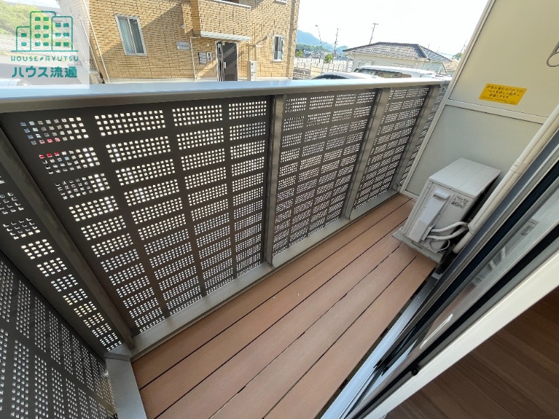 バルコニー　※反転タイプのお写真です