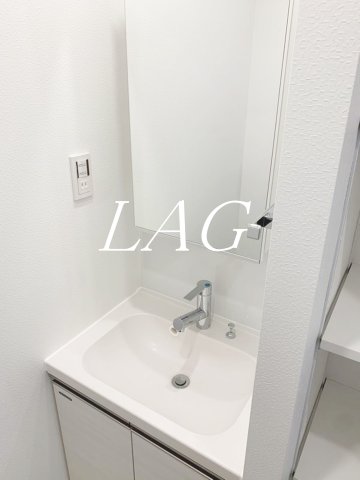 洗面設備　洗面台です。