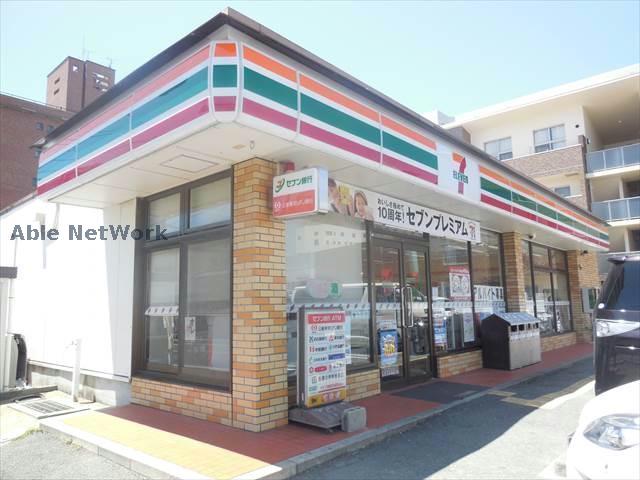 コンビニ　セブンイレブン豊橋白河町店（コンビニ）まで433m