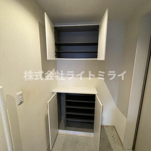 収納　?