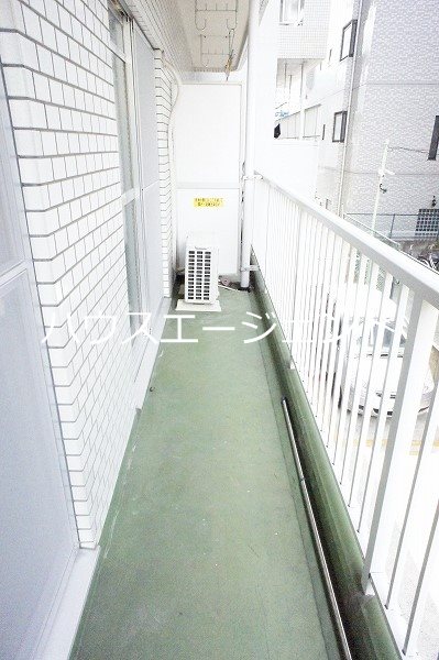 バルコニー　南面バルコニーは広々