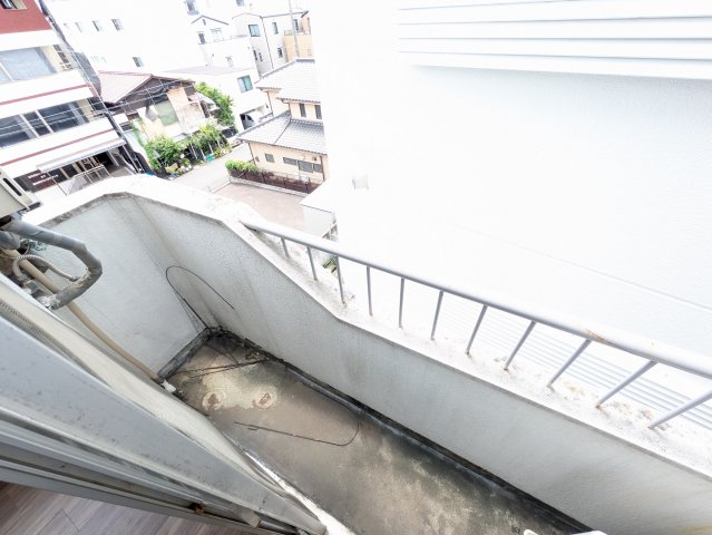 バルコニー　アーバンブラン金山