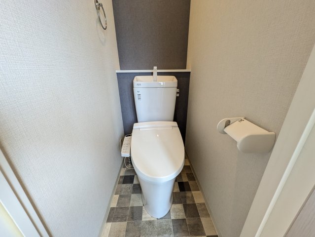 トイレ　アーバンブラン金山