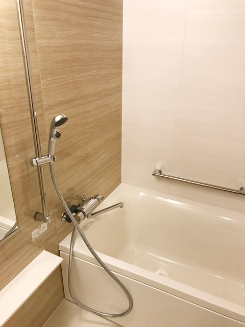 バス・シャワールーム　※写真は同タイプ住戸です。