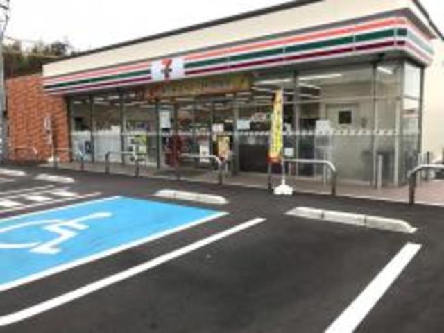 コンビニ　セブンイレブン和歌山直川店（コンビニ）まで1786m