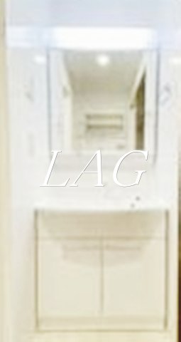 洗面設備　洗面台です。