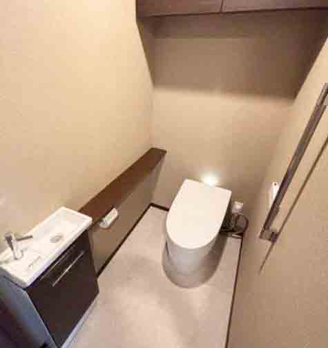 DEUX TOURS WESTのトイレ写真