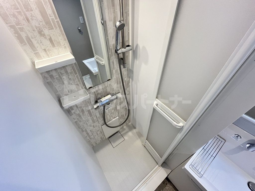 バス・シャワールーム　シャワールーム