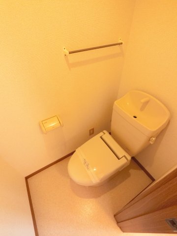 ＪＲ成田線 安食駅 徒歩7分 2階建 築26年のトイレ写真