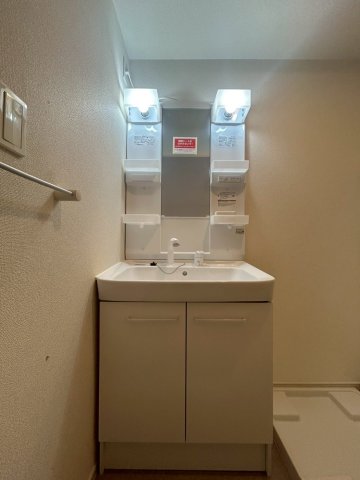 南海本線 高石駅 徒歩9分 2階建 築13年の内装写真