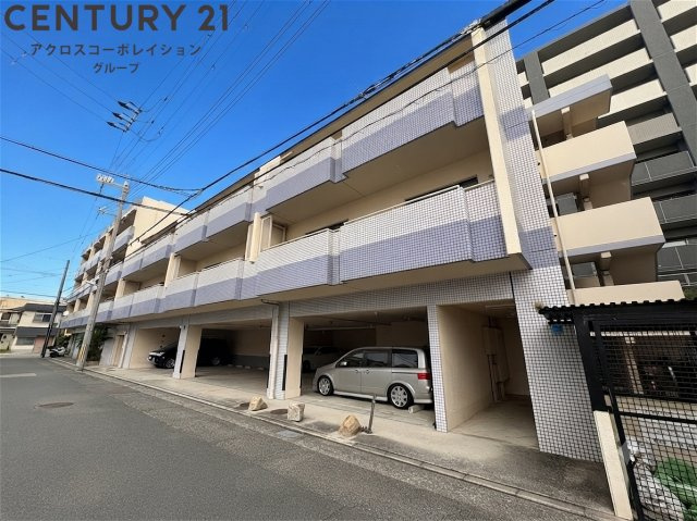 建物外観　敷地内に駐輪場があります！