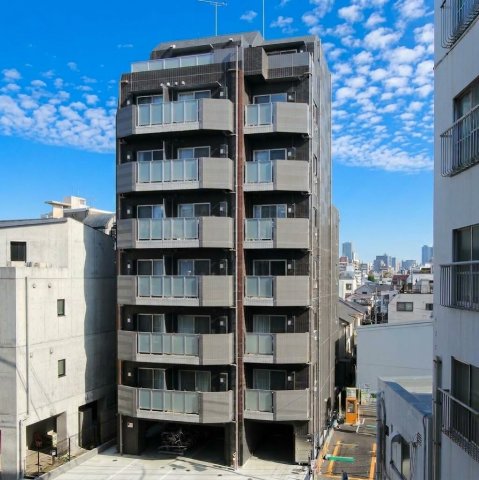 東京メトロ千代田線 代々木上原駅 徒歩3分 築13年
