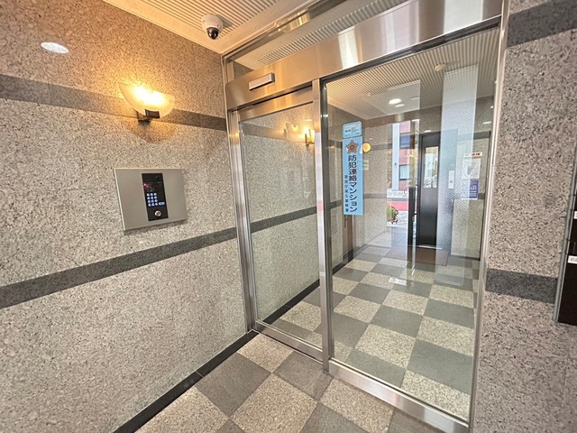 エントランス　★オートロック付きエントランス★