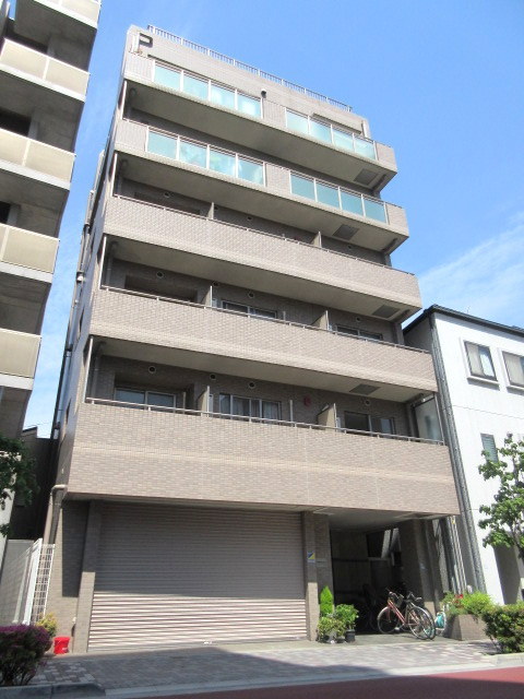 建物外観　★重厚な鉄筋コンクリート造★